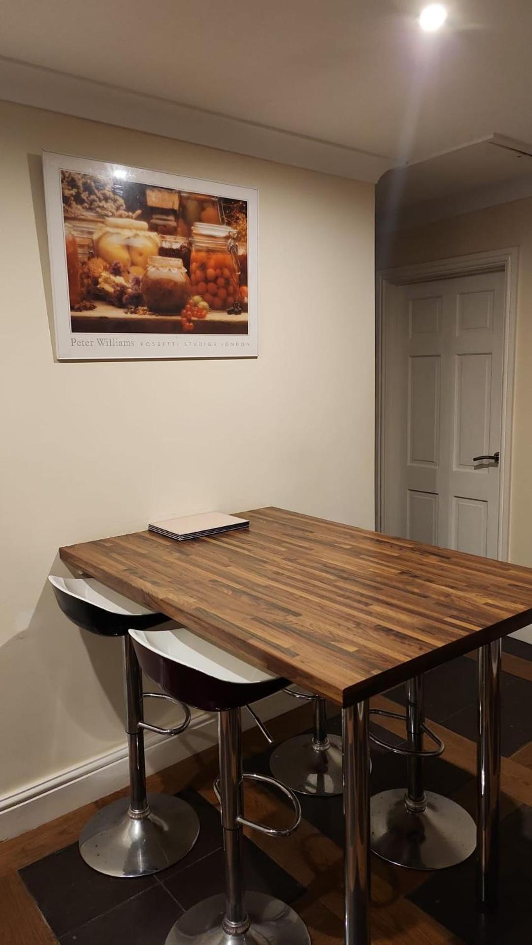 Large 2 Bed Holiday Let In Central Ystradgynlais Zewnętrze zdjęcie